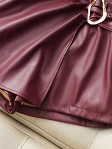 Franclia Quần short mini chất liệu da PU phong cách đường phố thường ngày dành cho nữ, thích hợp cho lễ tốt nghiệp, trang phục dự tiệc trở lại trường của giáo viên nữ, quần short dự tiệc màu đỏ dành cho nữ - Đỏ - Xem 5