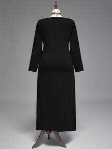 ROMWE Goth 大码哥特朋克风格黑色长裙，秋冬女式大码长裙，金属铆钉侧开衩连衣裙 - 黑色 - 查看 2