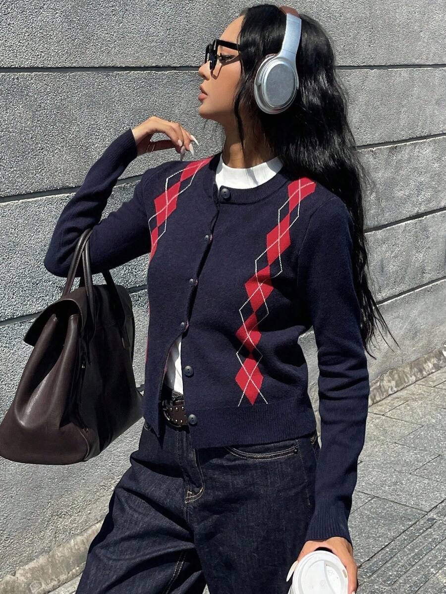 DAZY Áo khoác cardigan dệt kim cổ tròn tay dài họa tiết kẻ caro jacquard màu tương phản cổ điển dành cho nữ, mùa thu/đông - Màu xanh hải quân - Xem 1