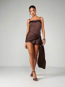 MISSGUIDED Bộ đồ liền thân bằng vải satin có dây buộc và thiết kế xếp nếp cho tiệc tối - màu nâu - Xem 4