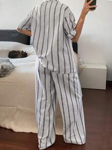 DAZY 女士休闲条纹撞色纽扣睡衣套装 - 灰色 - 查看 2