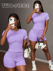 Slaydiva Conjunto Casual Feminino de 2 Peças com Camiseta de Manga Raglan e Gola Redonda Roxa e Shorts - Roxo - Visão 3
