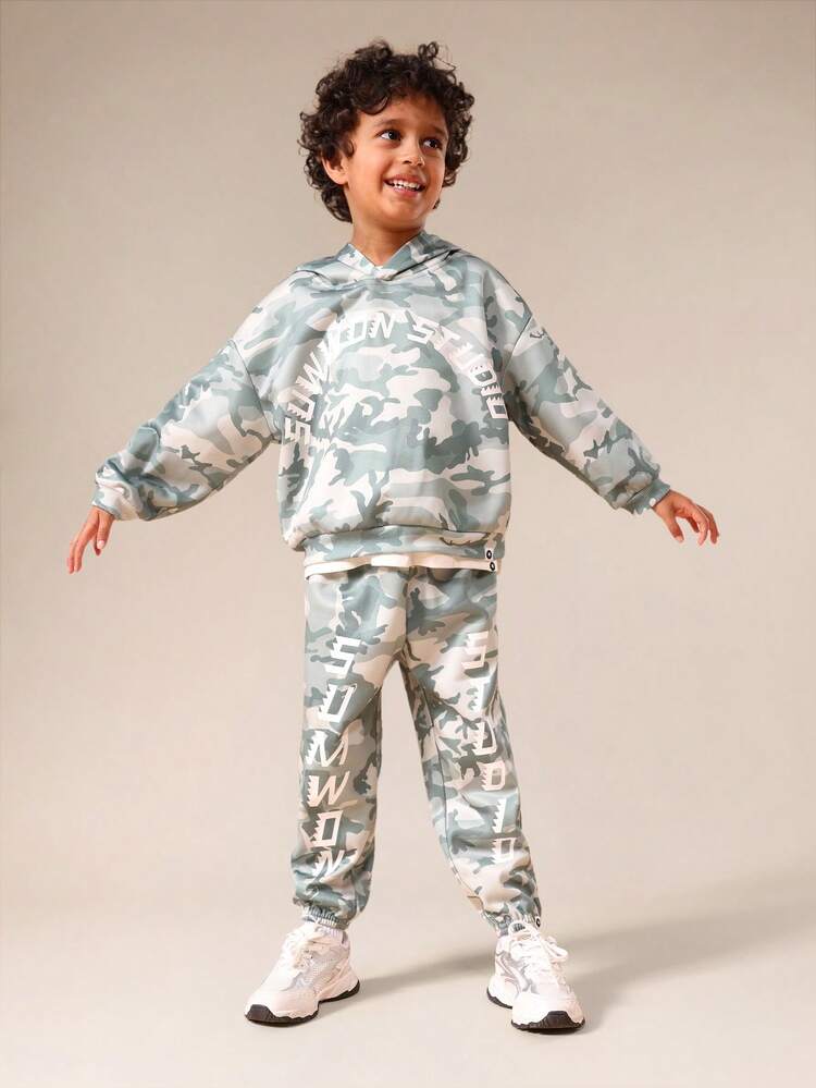Camouflage Hoodie Jogger Set With Long Sleeves