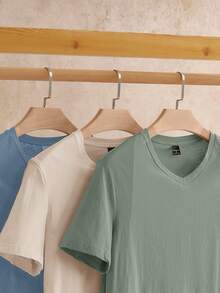 Manfinity NXTstreet 3 件装男士休闲纯色针织短袖 T 恤，适合日常穿着，夏季 - 彩色 - 查看 4