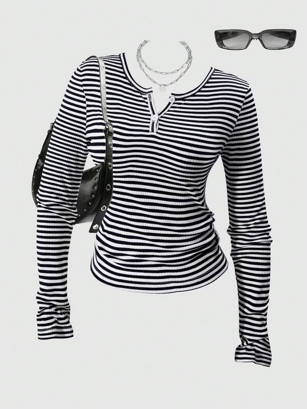 Teen GirlCasual V-Neck Long Sleeve Top With 2 Buttons, Suitable For Walking, Shopping, Work, School, Travel And Outings, Can Be Paired With Jackets, Vests, Pants, Sweatpants