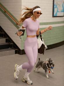 Gameset SHEIN Sport 女士纯色圆领插肩袖T恤和紧身裤运动套装 - 粉色 - 查看 2