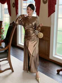 DAZY Women's Elegant Solid Color Glossy Pleated Mid-Length Dress, Autumn