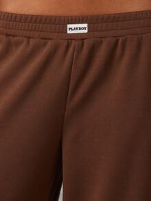Missguided x Playboy Christmas V-Neck Ribbed Cropped Sweatshirt With Wide Leg Pants Set - Mocha Brown - View 4