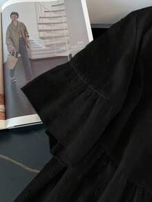 GlowEve CURVE Kemeja Lengan Pendek Polos Kasual Ukuran Besar - Hitam - View 5
