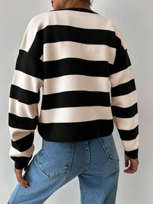 EURMUSE Women's Casual Colorblock Striped Cardigan, Autumn/Winter - Black and White - View 2