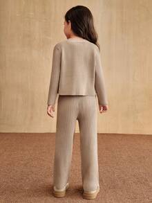 SHEIN Elladie kids 女童针织毛衣套装 - 长袖开衫 + 裤子，百搭时尚简约可爱，适合居家和旅行 - 卡其色 - 查看 2