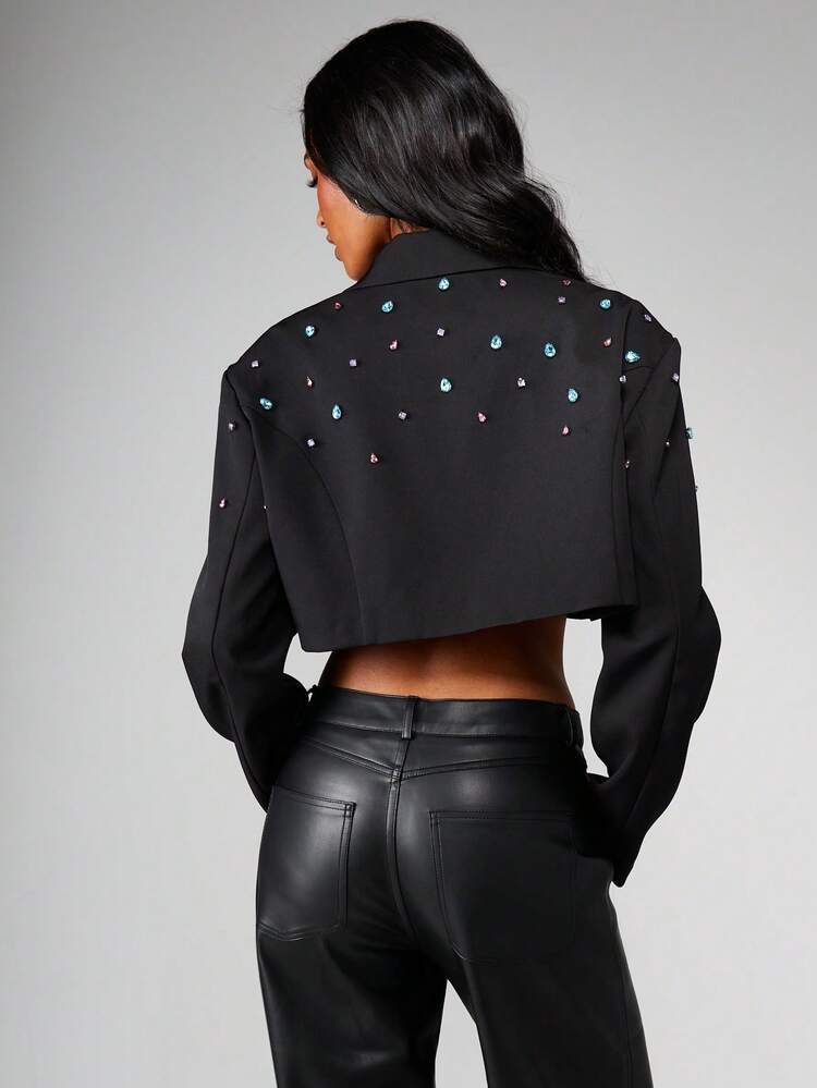 MISSGUIDED Blazer corto con dettagli di gioielli, manica lunga, chiusura con bottoni, giacca formale per l'ufficio