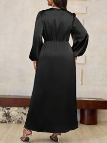 SHEIN Unity 大码女式缎面纯色优雅奢华派对礼服，褶皱腰身，V 领裹身款式，高开叉，灯笼袖，长款，适合生日、聚会的高端礼服 - 黑色 - 查看 2