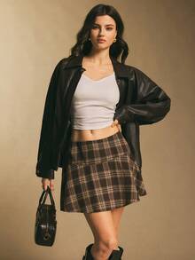 Poéselle Váy ngắn kẻ caro cạp cao xếp ly cho nữ - Váy xòe chữ A thời trang cho mùa thu Váy ngắn kẻ caro cho nữ Váy xếp ly cạp cao phong cách thời trang mùa thu cho nữ sinh Váy kẻ caro nâu thẩm mỹ Váy tennis Váy ngắn Y2K cho nữ Váy ngắn chữ A thường ngày đa năng kẻ caro cho nữ - màu nâu - Xem 7