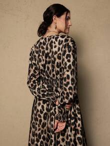SHEIN VCAY Plus Size Leopard Print Wrap Around Long Sleeve Cinched Waist Dress, Elegant - Black - View 7
