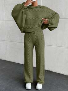 Lässiger 2-teiliger Koordinationsanzug aus Zopfstrick mit Kapuze und Zopfstrick-Sweathose