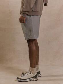 Musero Strukturerade, kraftiga, veckade fållar, längre shorts, höst- och vintergarderob - Ljusgrå - Visa 3