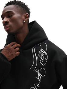 SUMWON 常规款男士连帽衫，带抽绳帽和中央口袋，休闲街头风套头卫衣 - 黑色 - 查看 3