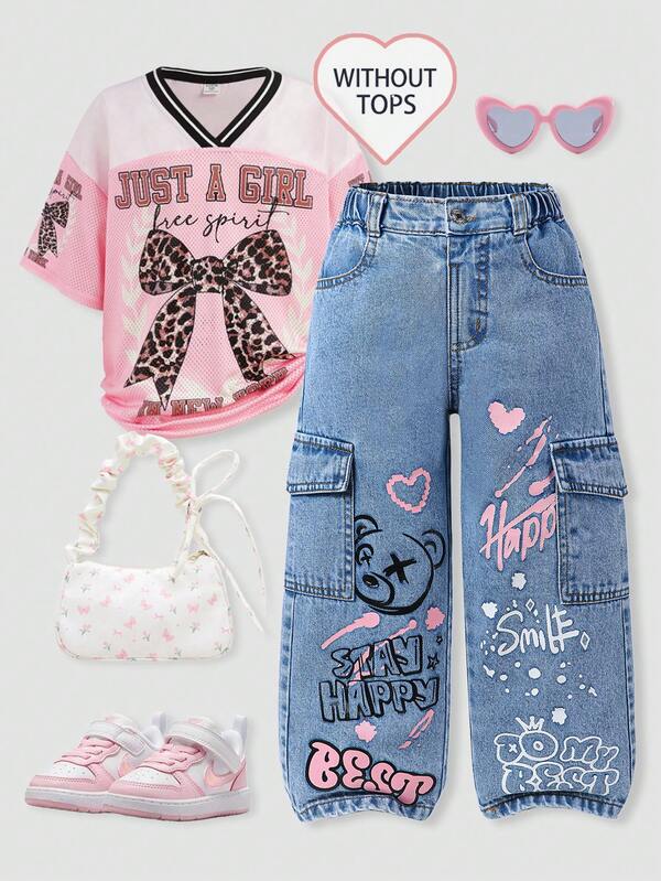 Sparklyn 1 pieza Jeans de carga de mezclilla para niña, recomendación de estilo casual académico de moda urbana elegante para vacaciones, negro + corazón rosa + estampado en inglés lindo y dulce