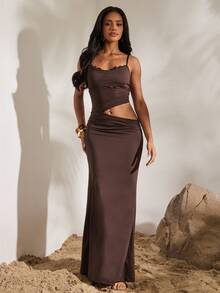 Opulessa فستان صيفي للنساء بحمالات رفيعة مصنوع من الأقمشة المحبوكة ذات اللون الأحادي والتصميم المفرغ - قهوة بني - مشاهدة 1