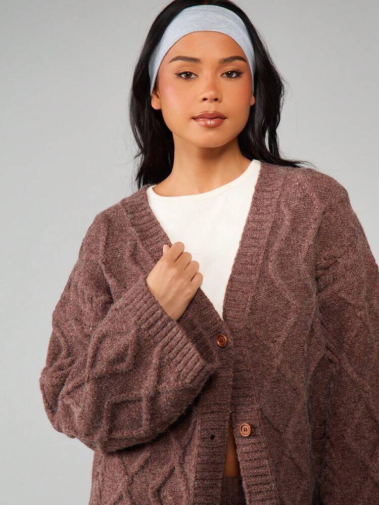 MISSGUIDED Conjunto de Cardigan de Tricô Trançado Oversized e Shorts para Mulheres, Roupa de Descanso Aconchegante para Outono e Inverno