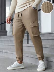 Manfinity Homme Herren lässige Cargo Jogginghose, geeignet für den täglichen Lässig-Wear, Wochenendausflüge, Reisen, Treffen mit Freunden usw. Diese Hose ist ein unverzichtbares, vielseitiges Teil in der Garderobe eines Mannes und macht ein tolles Geschenk für einen Freund oder Ehemann. - Khaki - Übersicht 3