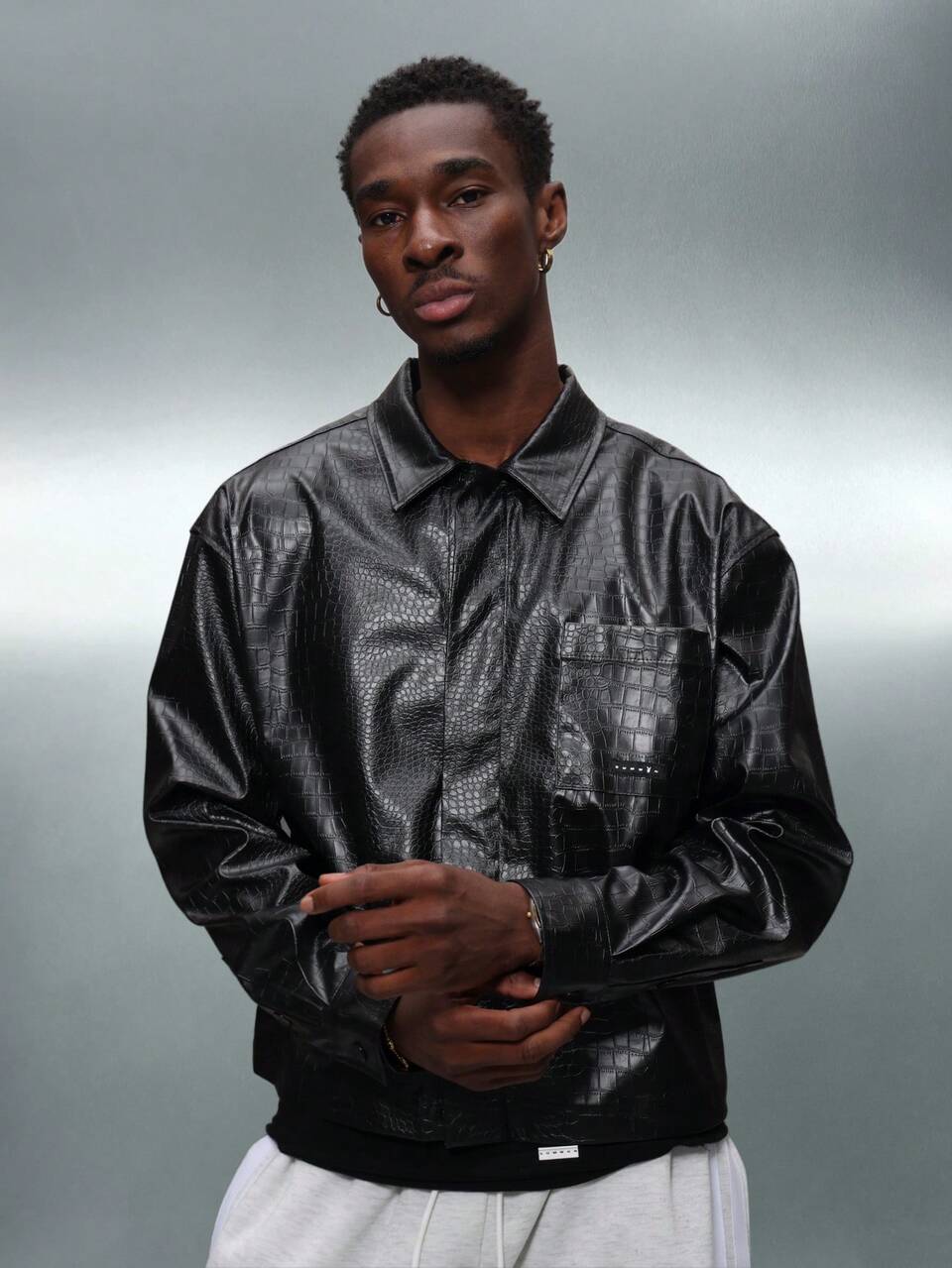 PLAYBOY X SUMWON Chemise à col imprimé crocodile et manches longues