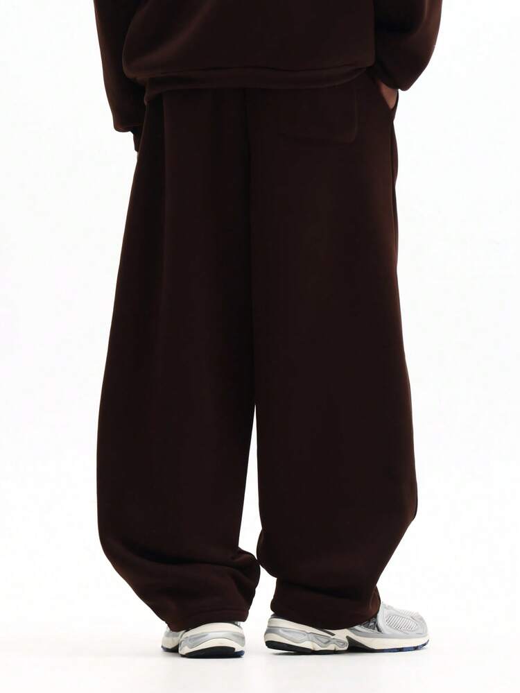 SUMWON Comfortable Oversized Fleece Sweatpants With Elastic Waistband For Casual Loungewear And Daily Wear Plain