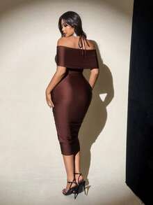 Viva Relle Robe moulante élégante pour femmes grandes tailles avec épaules dénudées, froncée et col noué - Marron fonçé - Voir 2