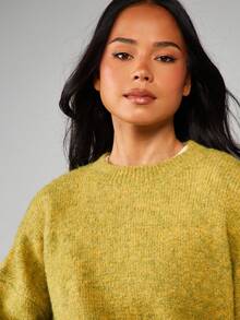 MISSGUIDED 宽松芥末黄针织毛衣，圆领长袖，适合秋冬休闲穿着 - 芥末黃 - 查看 4