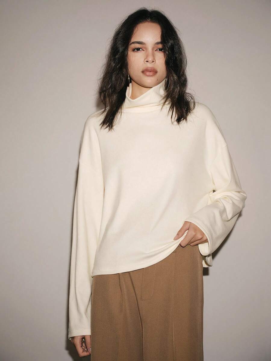 Lumivelle 女士休闲宽松高领长袖卫衣 - 杏色 - 查看 1