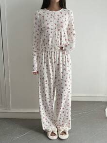 Livesso 女士休闲碎花圆领两件套家居服，秋冬款 - 白色 - 查看 3