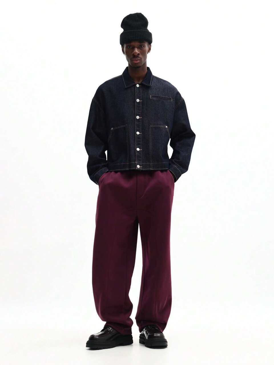 SUMWON Calça de Moletom Confortável e Ajuste Relaxado com Pequeno Texto de Marca para Uso Casual Diário Simples