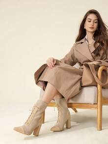 CUCCOO BASICS 尖头粗跟杏色弹力时尚中筒靴，优雅通勤、郊游、聚会之选 - 杏色 - 查看 11