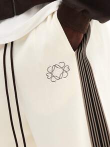 SUMWON 低裆运动裤，侧边饰有织带和品牌标识，休闲舒适，纯色 - 米色 - 查看 7