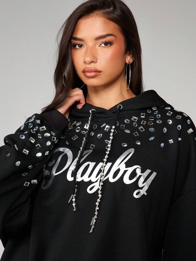 Missguided x Playboy ディテールが散りばめられたオーバーサイズのフード付きミニドレス