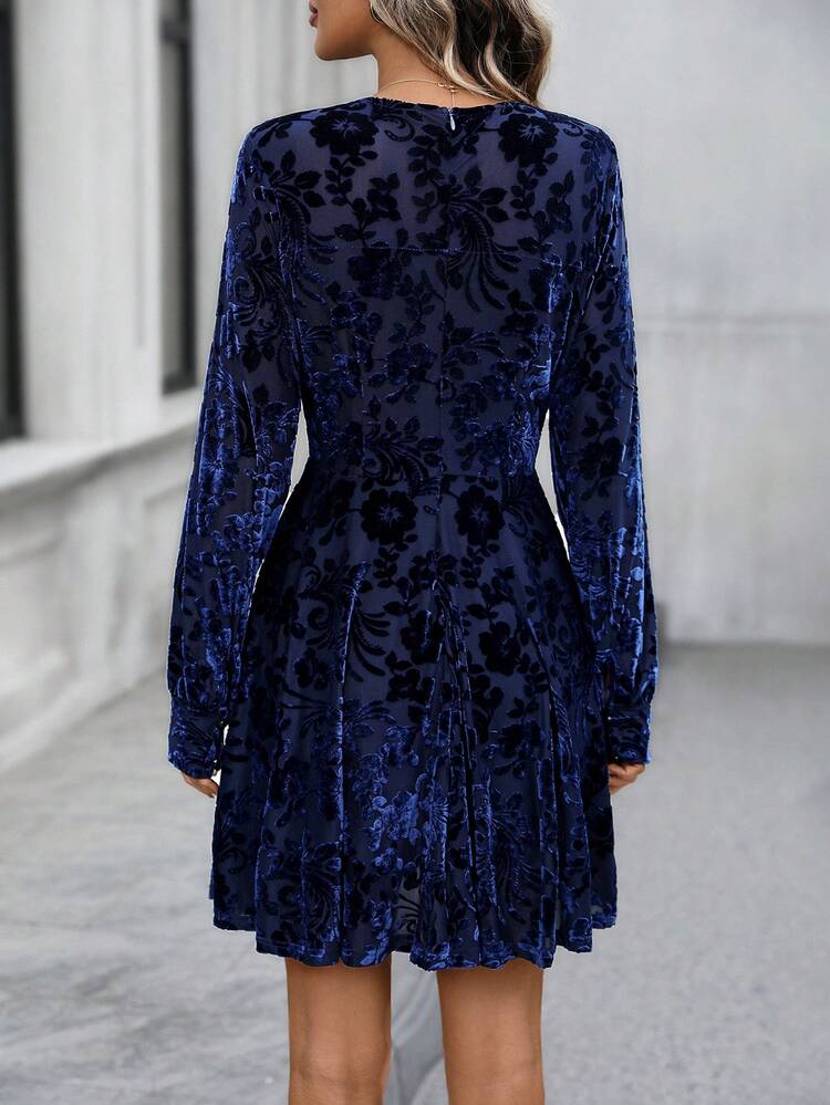 Women's Elegant Velvet Floral Long Sleeve Dress, Autumn Velvet Dress For Women Long Sleeve Blue Dress Royal Blue Elegant Dress Women Dark Blue Dress Velvet Blue Dress Fall Dresses,Party Dresses For Women,Christmas Party Dress New Year Dress New Year Clothes