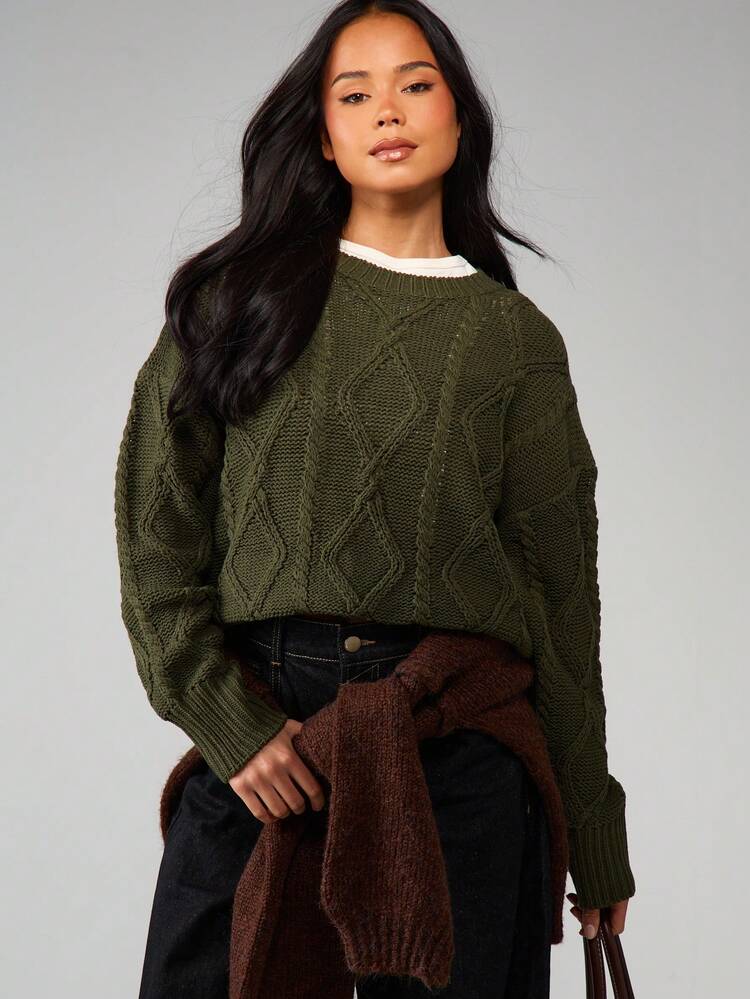 MISSGUIDED テクスチャーデザインのケーブルニットプルオーバーセーター