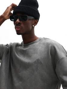 Áo thun nam SUMWON dáng regular fit, in hình chữ thập dập nổi, tay ngắn, cổ tròn, phong cách thường ngày, trơn. - Xám - Xem 3