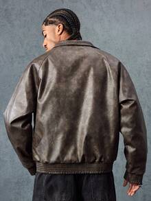 ROMWE MEN Street Life 纯色立领插肩袖休闲拉链立领仿皮夹克 - 棕色 - 查看 3