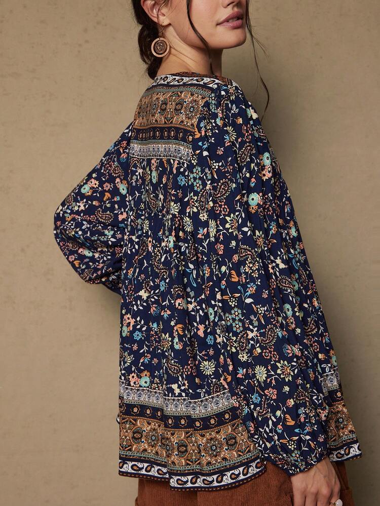 SHEIN VCAY Blusa holgada con estampado bohemio vintage de talla grande, camisa con estampado floral de otoño - Azul Marino - Añade 2