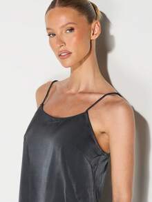 KIZN 女士缎面吊带背心和阔腿裤家居服套装 - 丝滑两件套睡衣 - 灰色 - 查看 6