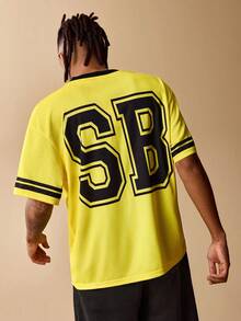 SpongeBob SquarePants | SHEIN 男士休闲V领短袖T恤，撞色滚边卡通图案，夏季款 - 黃色 - 查看 2