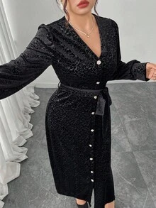 Modelyn 女式V领灯笼袖天鹅绒压花优雅高端派对加大码连衣裙 - 黑色 - 查看 6