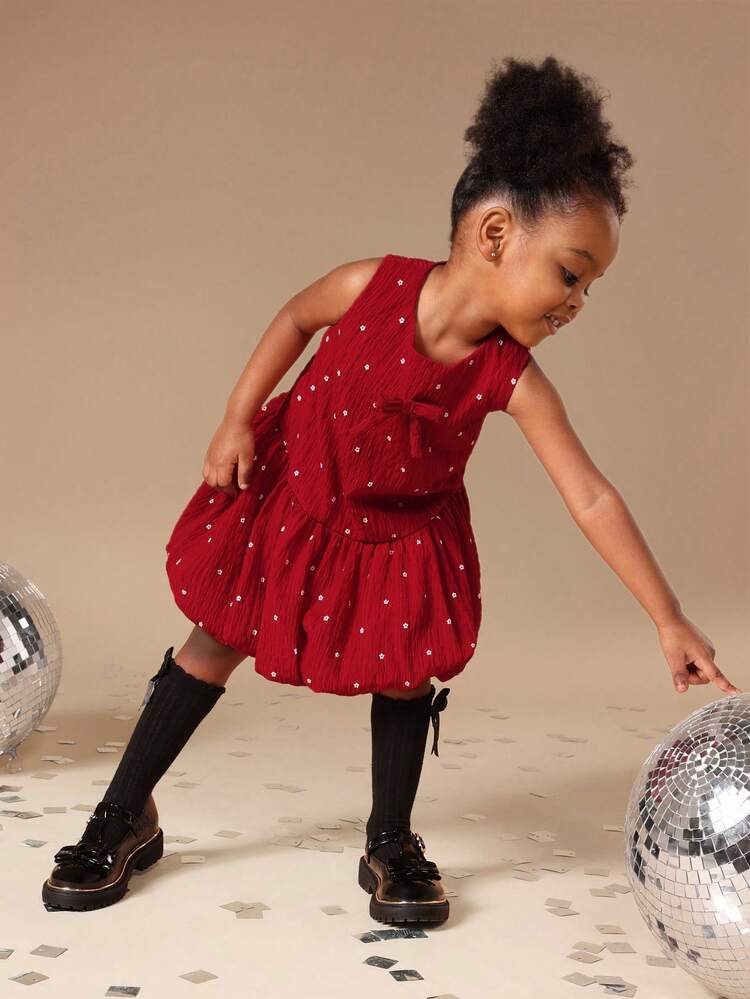 Sleeveless Polka Dot Dress With Bow