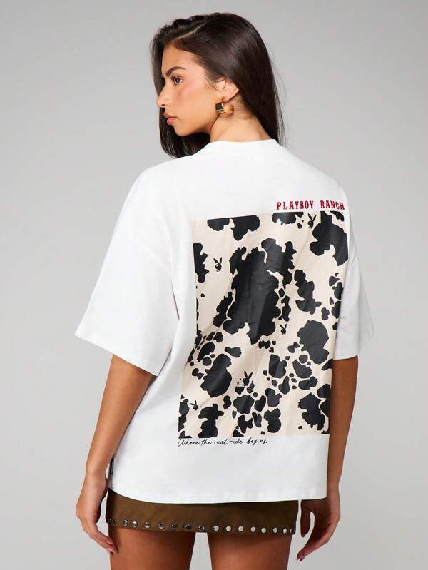 Missguided x Playboy Tricou grafic supradimensionat cu imprimeu de vacă, stil ranch, spate, tricou cu mânecă scurtă