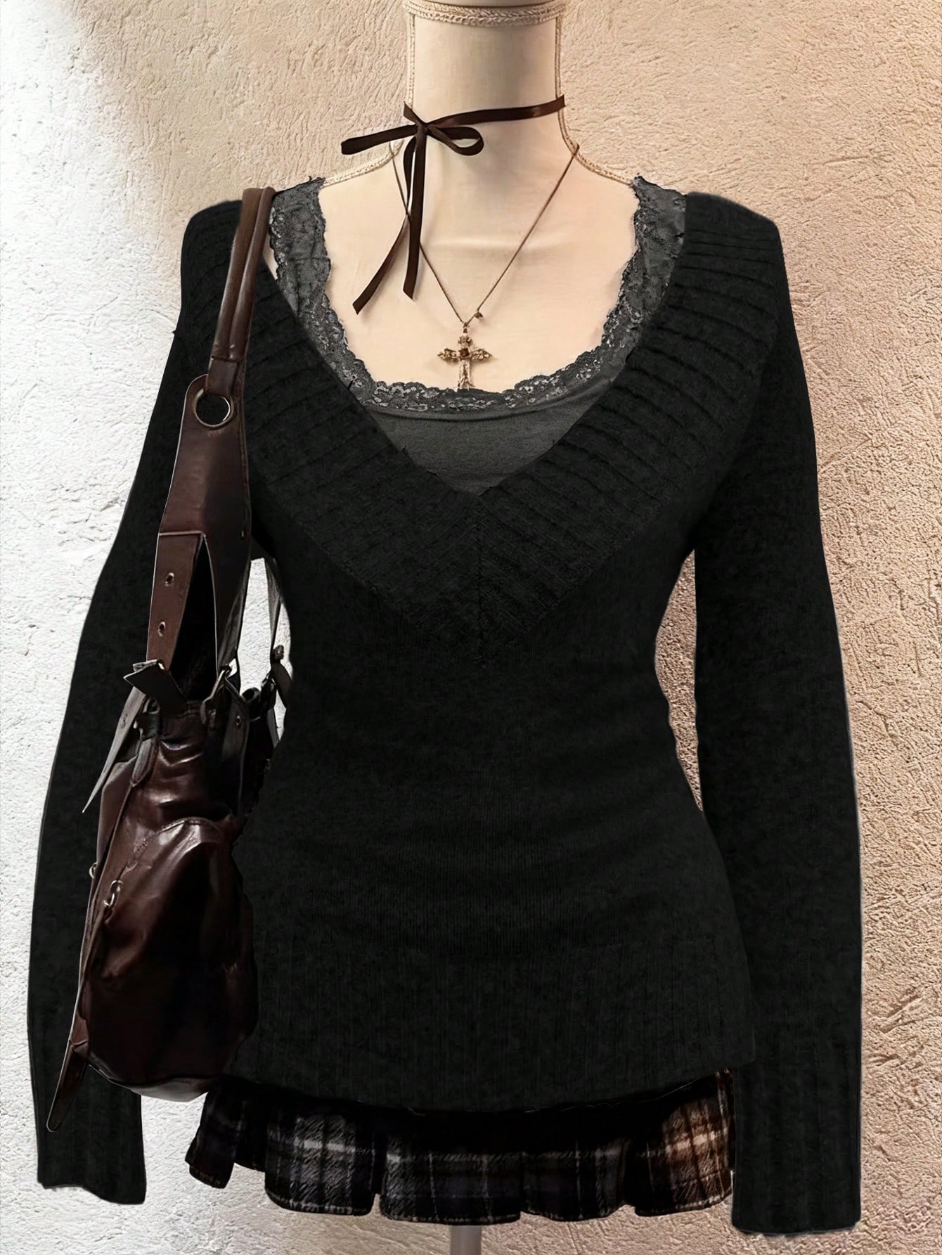 V-neck slim fit sweater