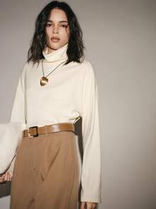 Lumivelle 女士休闲宽松高领长袖卫衣 - 杏色 - 查看 7