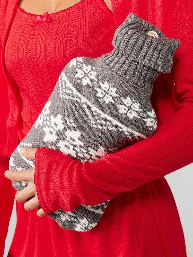MISSGUIDED Knitted Hot Water Bottle Cover With Nordic Snowflake Pattern Turtleneck Hand Warmer Winter Cozy Accessorychristmas Gifts,Hand Warmers,Gifts For Men,Stocking Stuffers,Hand Warmers Rechargeable
