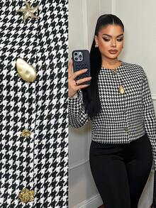 SHEIN SXY Elegant Black & White Plaid Metal Button Long Sleeve Jacket,Winter Clothes For Women,Elegant,Business Casual Outfits Women ,Teacher , Blazer Women ,Houndstooth Jacket ,Classy Outfits Women Outfit Women